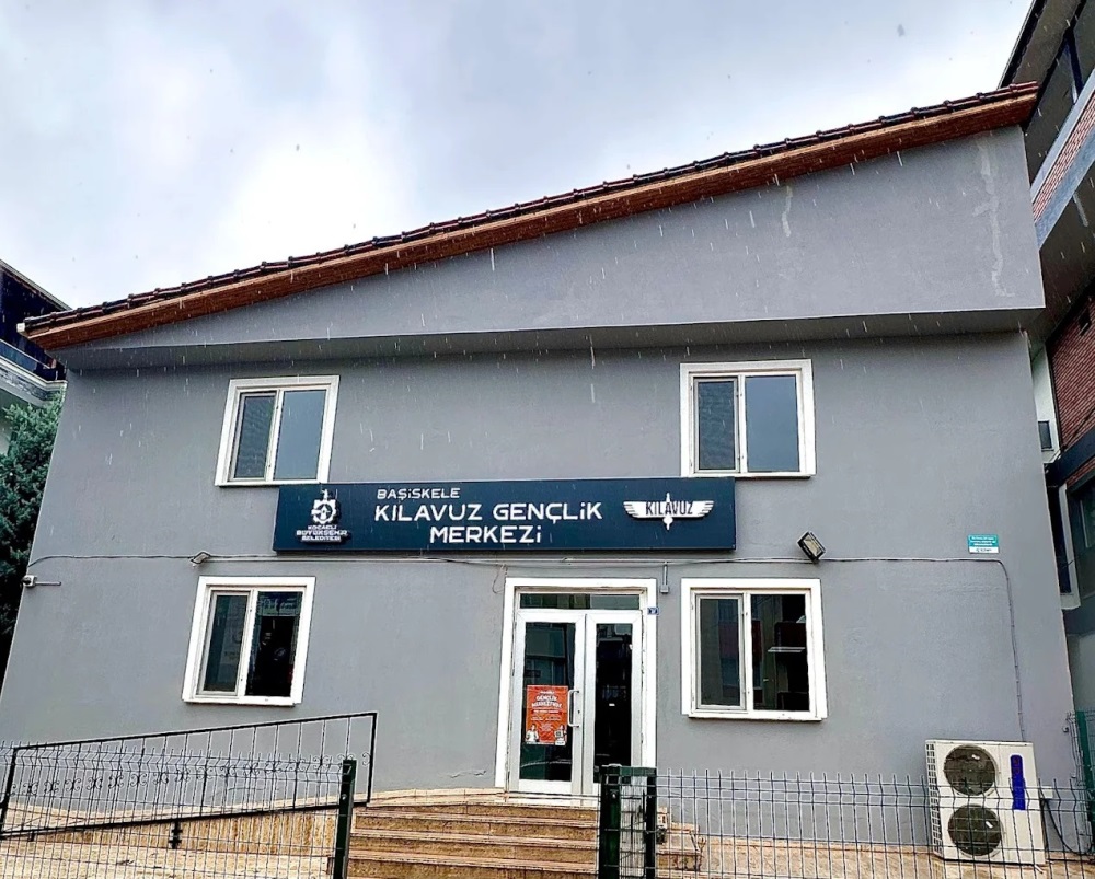 Başiskele Kılavuz Gençlik Merkezi