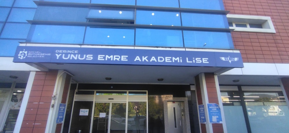 Derince Yunus Emre Akademi Lise